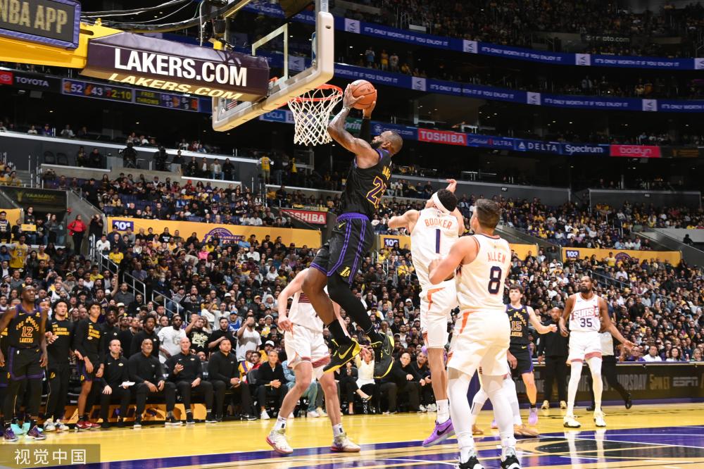 法國隊的後 法國隊的後