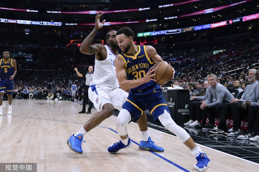 目光投向长 目光投向长